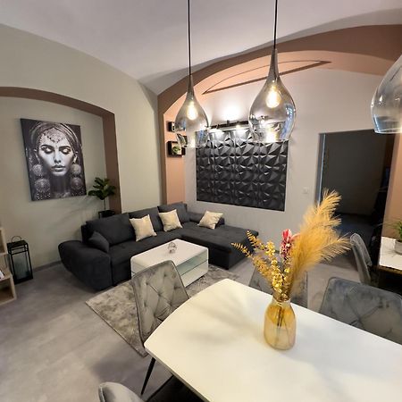 Apartments Adamas เซเลีย ภายนอก รูปภาพ