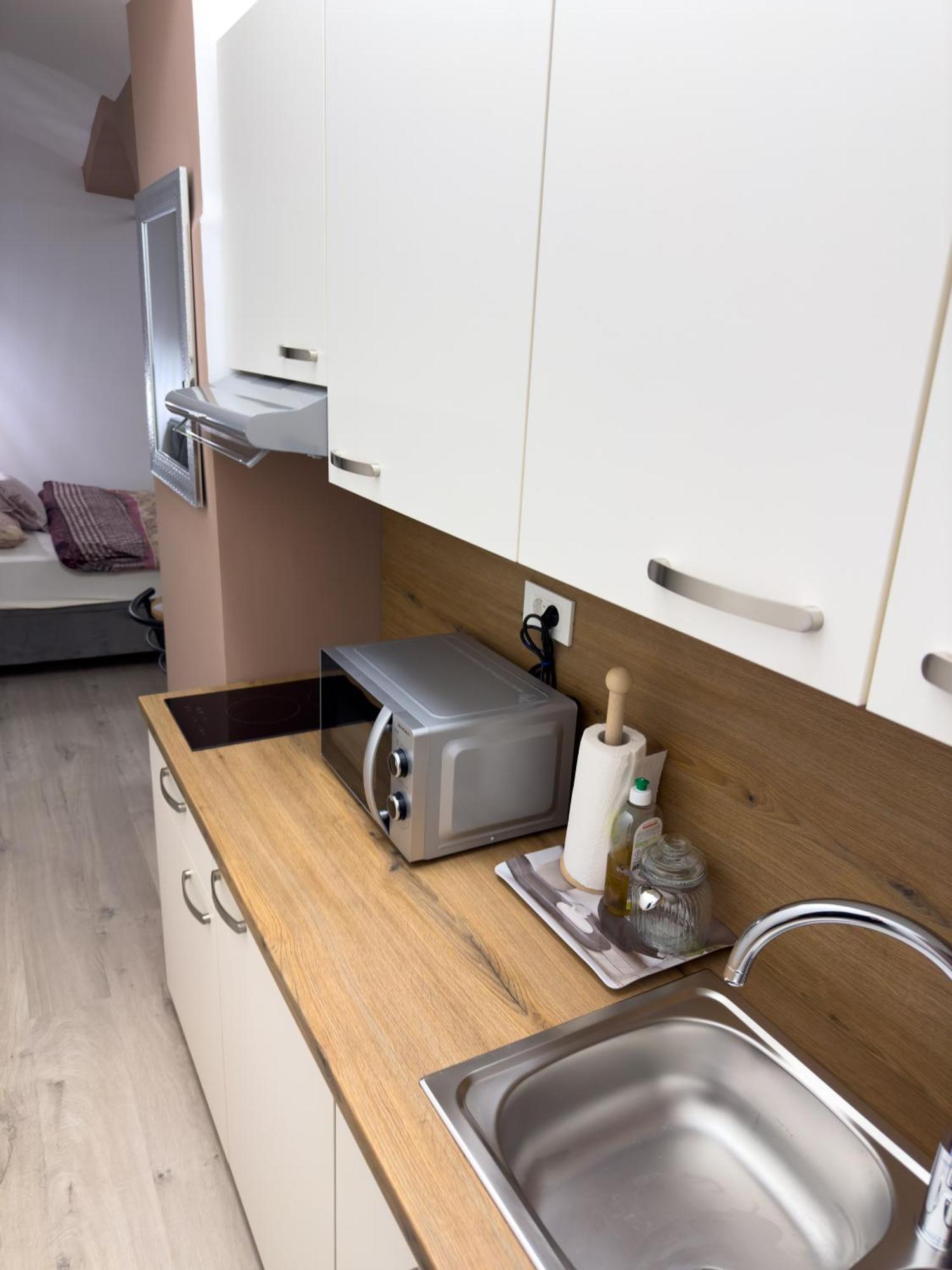 Apartments Adamas เซเลีย ภายนอก รูปภาพ